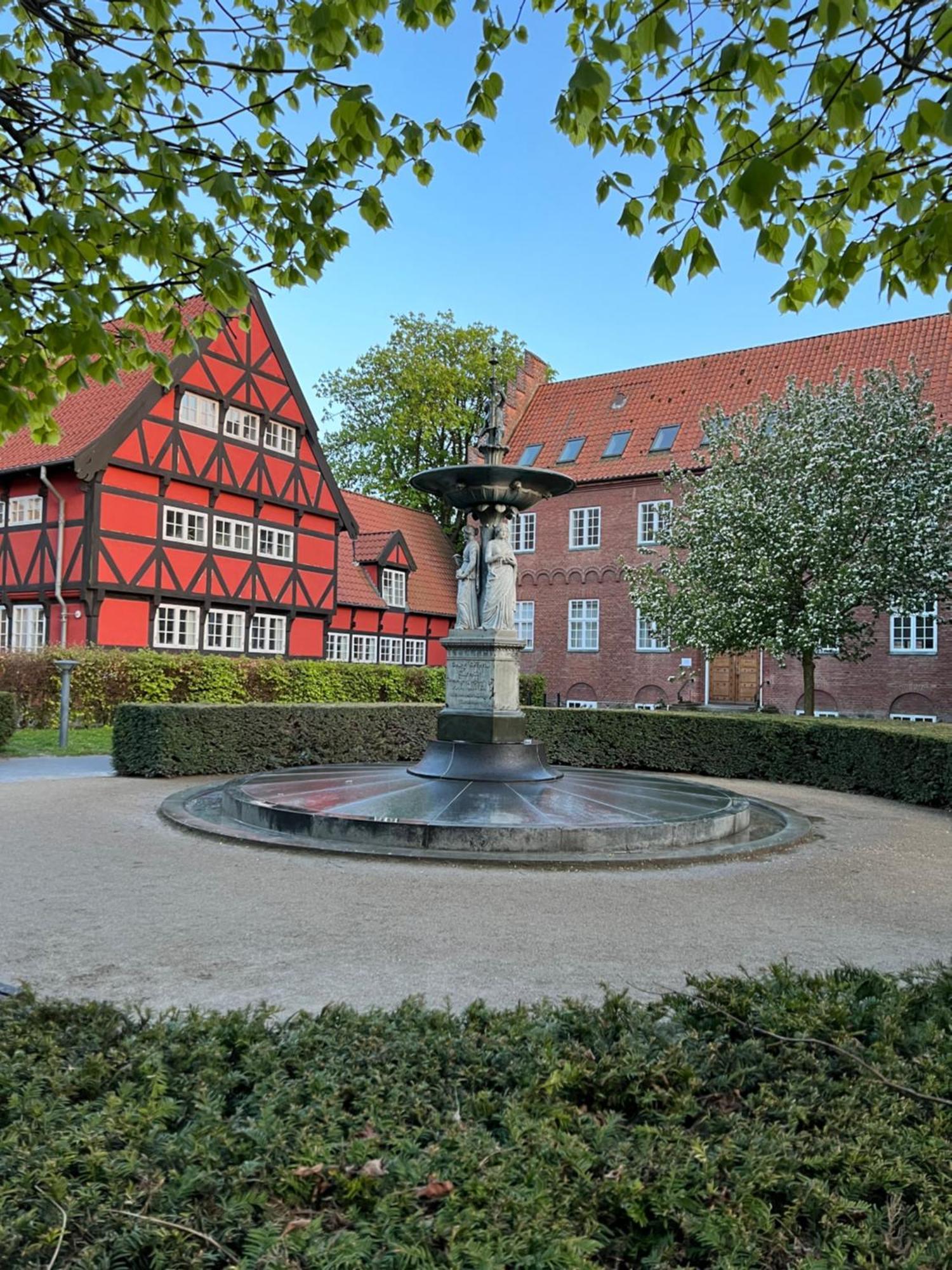 Mortens Kro Boutique Hotel Aalborg Exterior foto